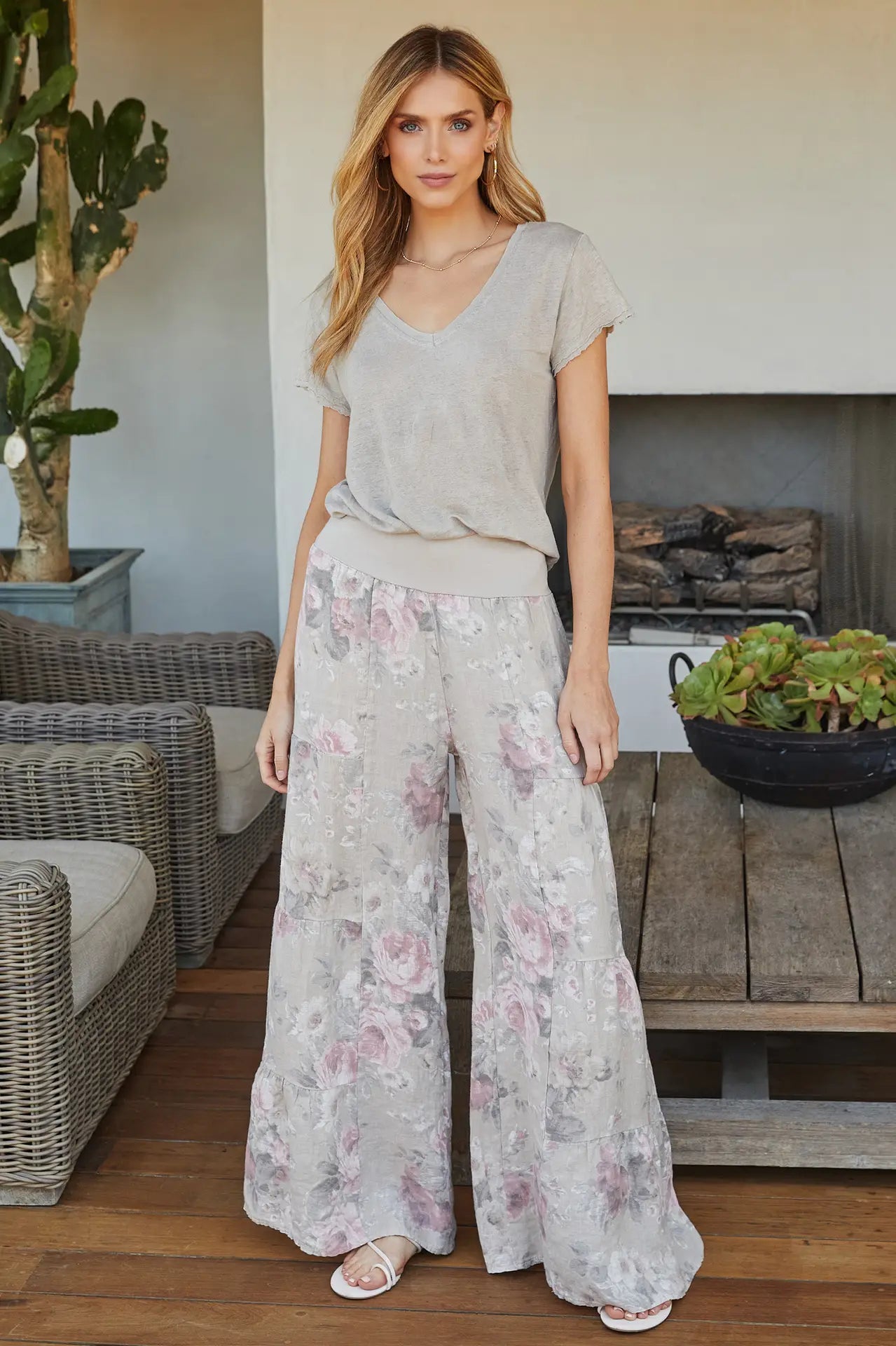 Linen Rose Print Tiered Palazzo Pant