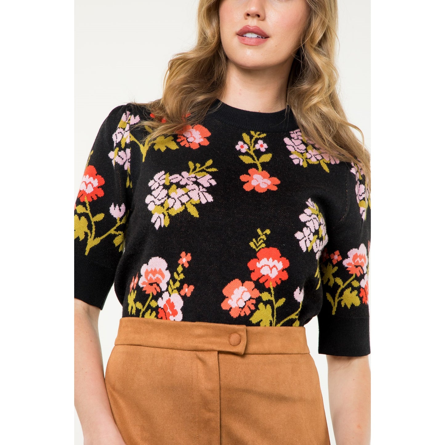 Black Short Sleeve Flower Knit Top